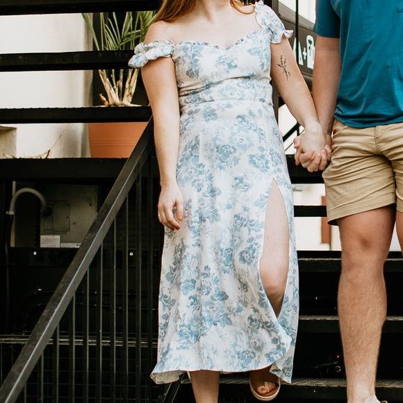 Reformation Dress - Picture 3 of 8